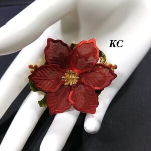K.C. Red Mesh Poinsettia Enamel Flower Brooch Gold Tone Vintage 1980s Holiday